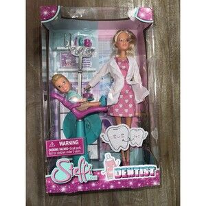 Steffi Love Child Dentist Doll Playset Blonde with Acessories 11 1/2" Simba Toys